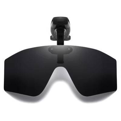 The new caps of the hat mirror (excluding a hat)