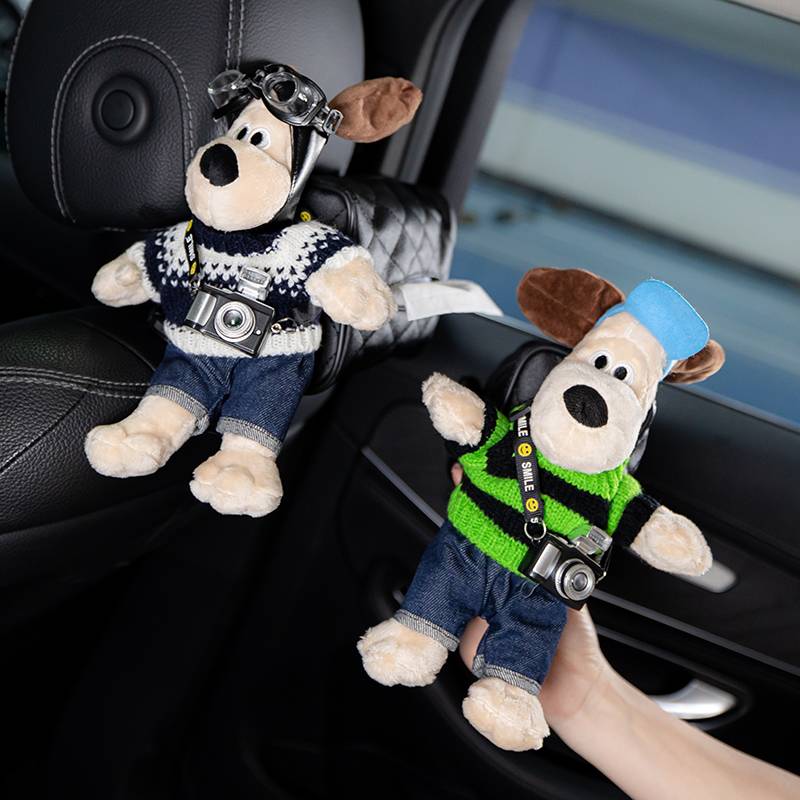 Coupled dog car cartoon car paper towel pumping paper boxes inner supplies hanging buckle sunscreen board armrest seat