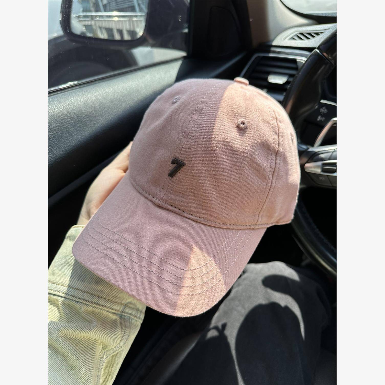 The new 2024 embroidery number for duck tongue caps and deer