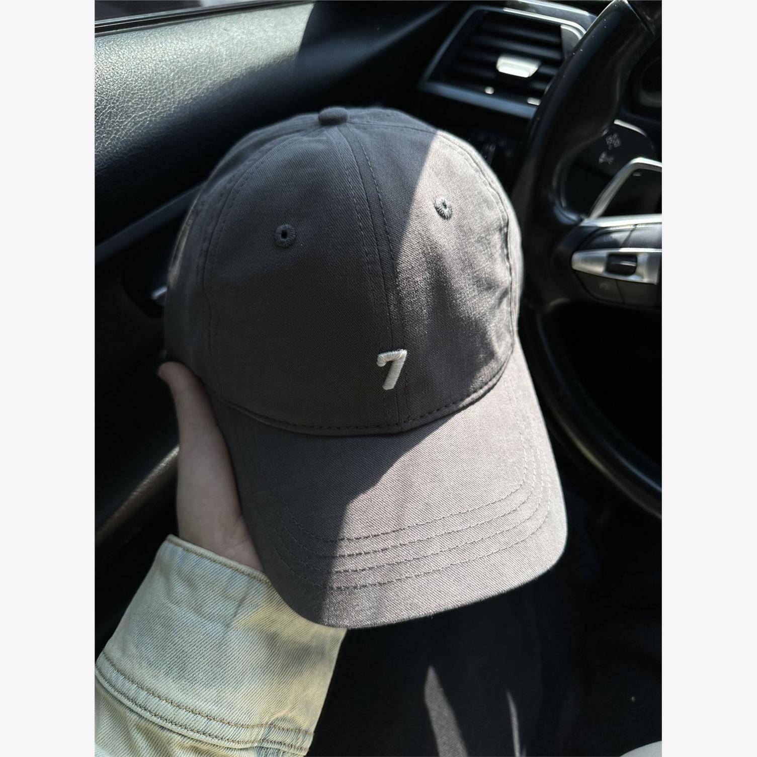 The new 2024 embroidery number for duck tongue caps and deer