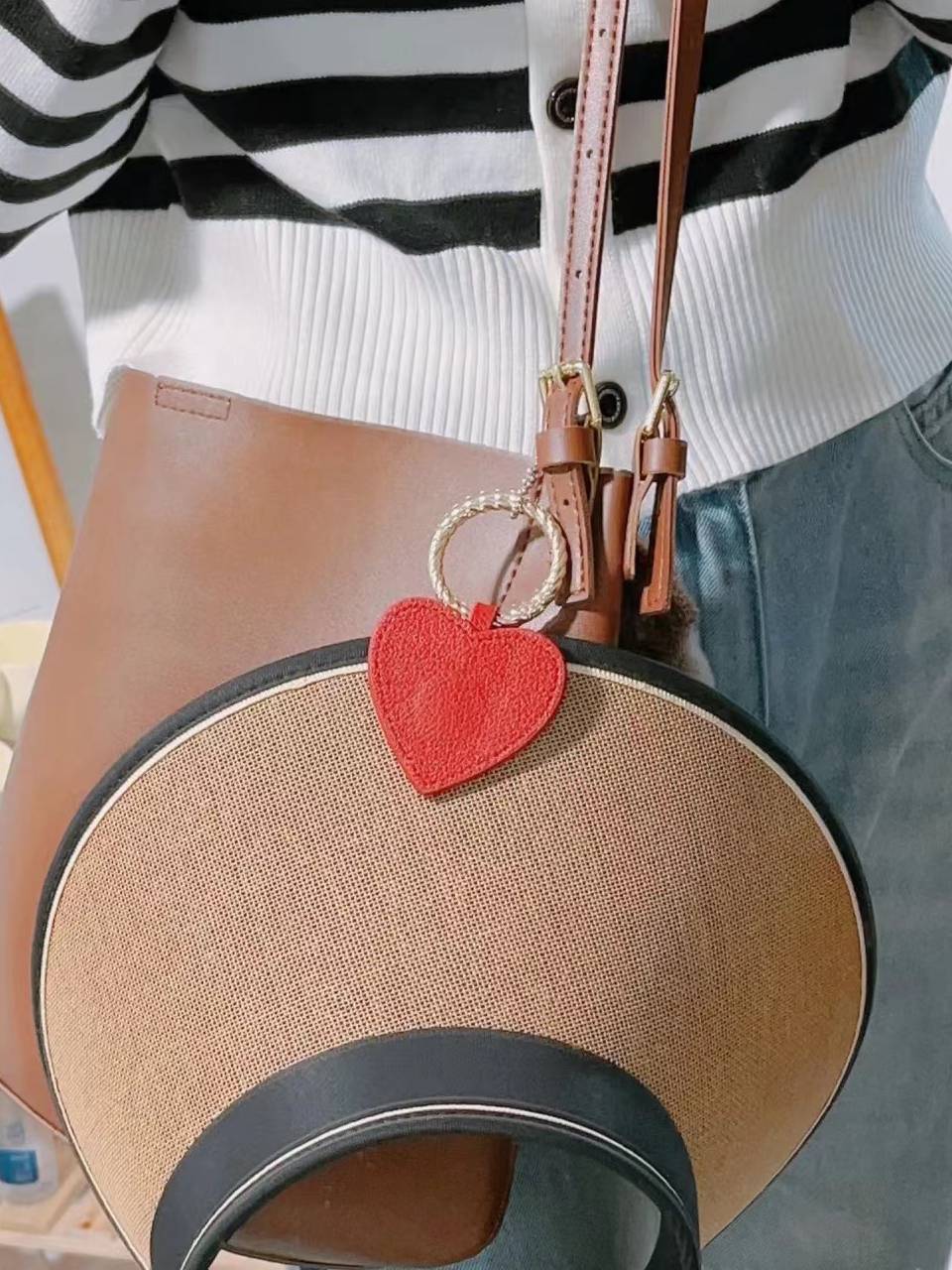 Hat out of storage clip baseball hat clip hook Travel Portable hanging buckle sun hats and hood
