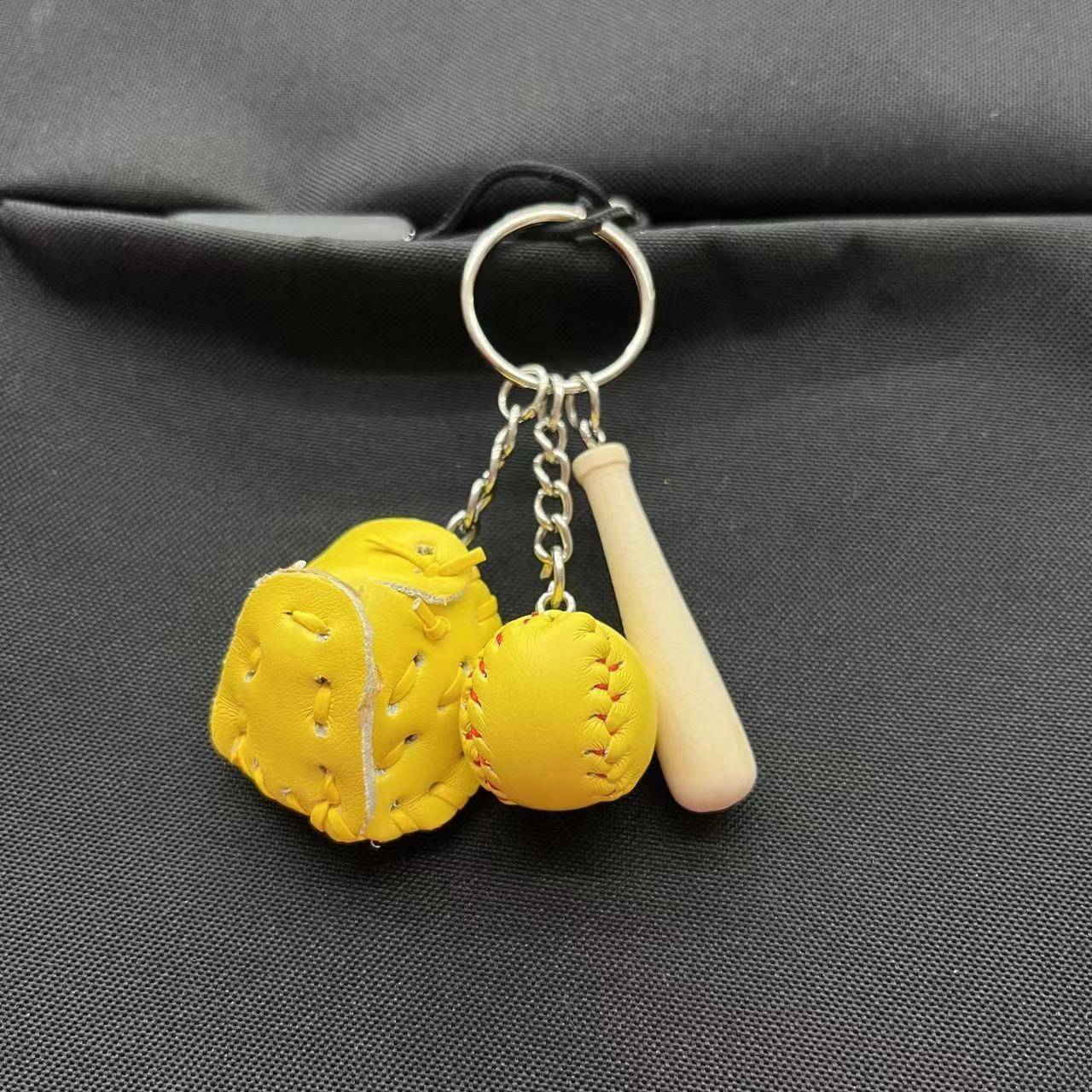 Three -in -2cm yellow ball yellow
