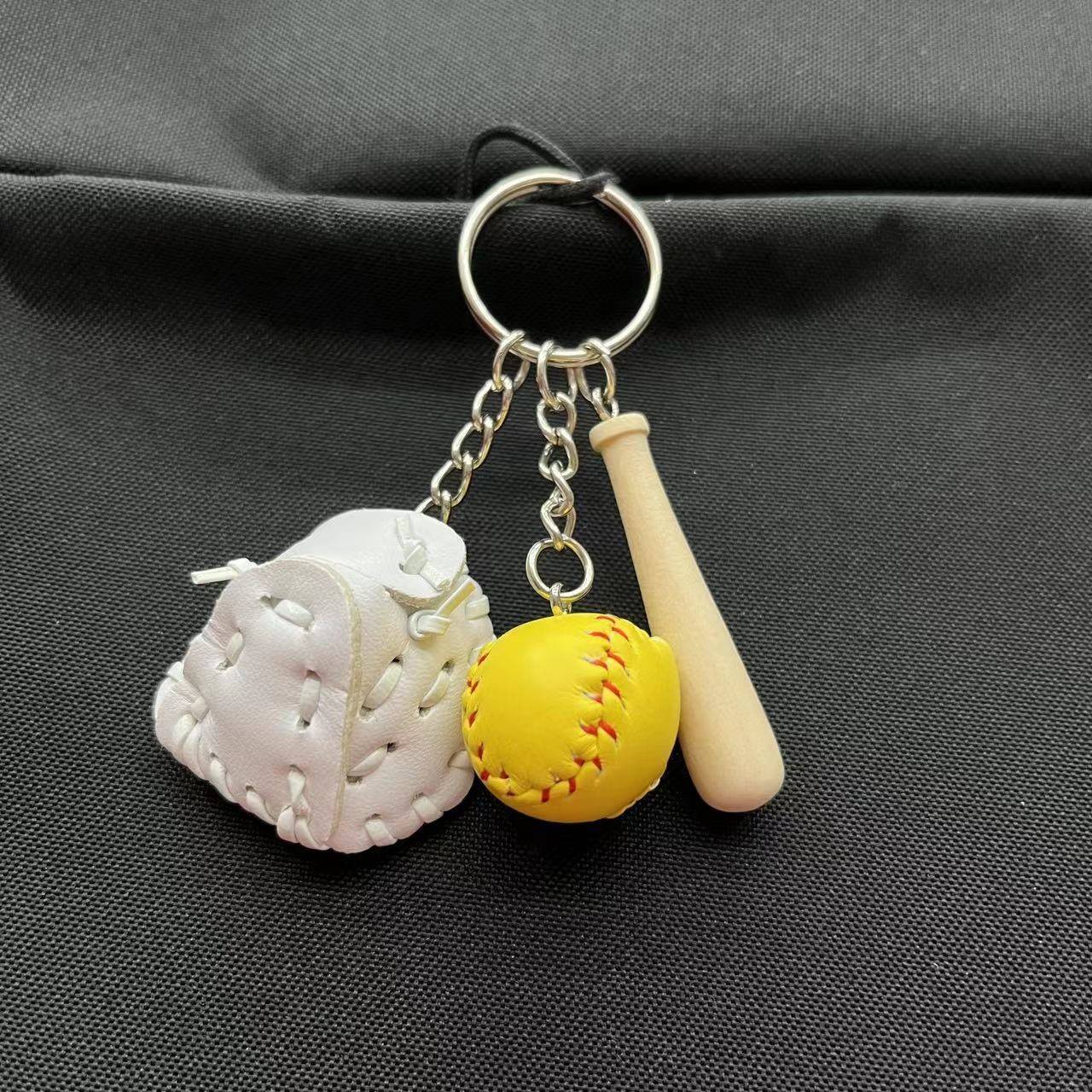 Three -in -one 2cm yellow ball white white