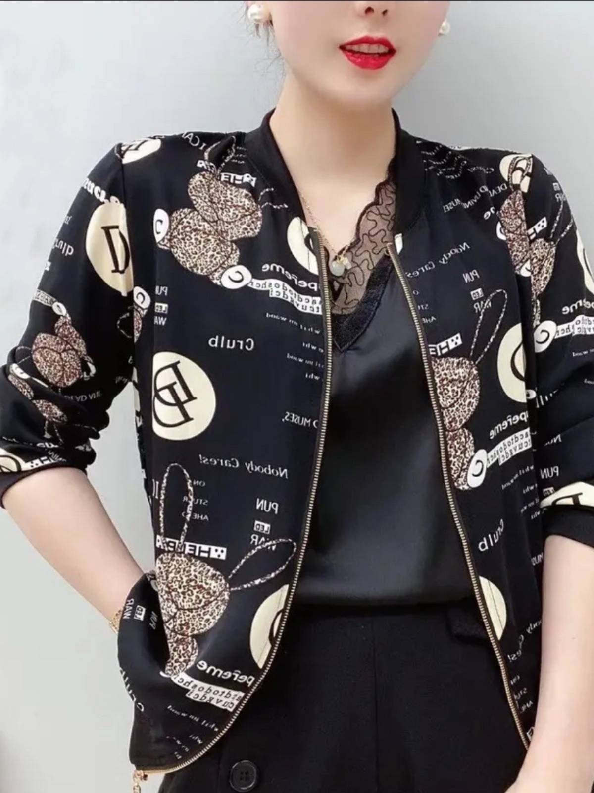 Mom in chiffon printing fashion cardigan long -sleeved jacket 2024 spring new large size loose and versatile baseball uniform