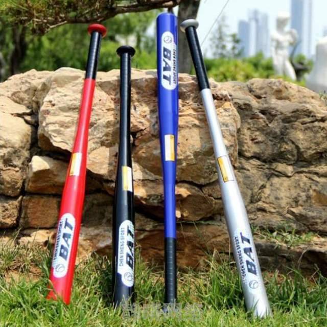 Cars are black, sand pole alloy steel, alloy steel with a thick stick and a baseball bat
