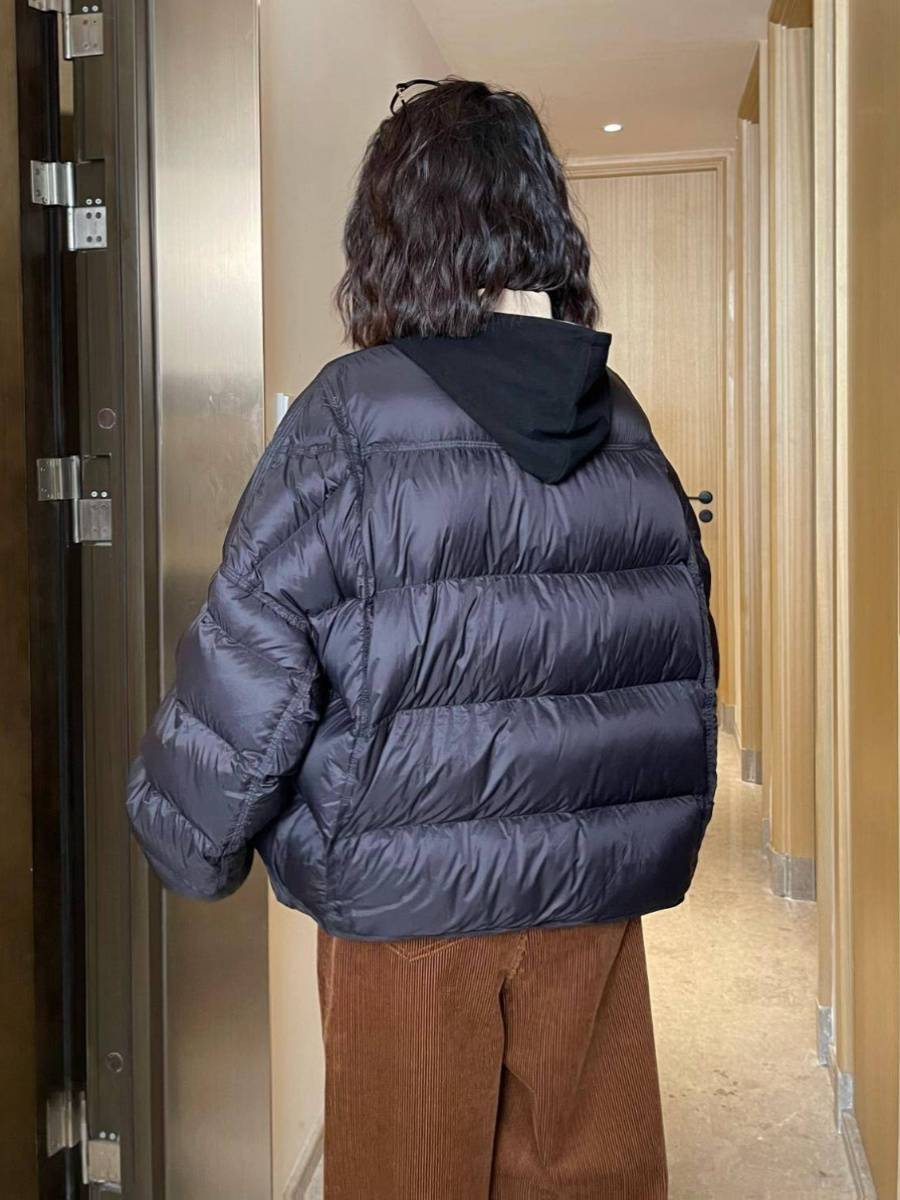 European Baseball Plush Female Small Short Make 2023 New Winter Loose Permanent White Duck Plus Jacket