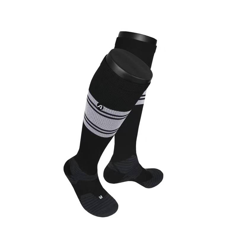 Black horizontal