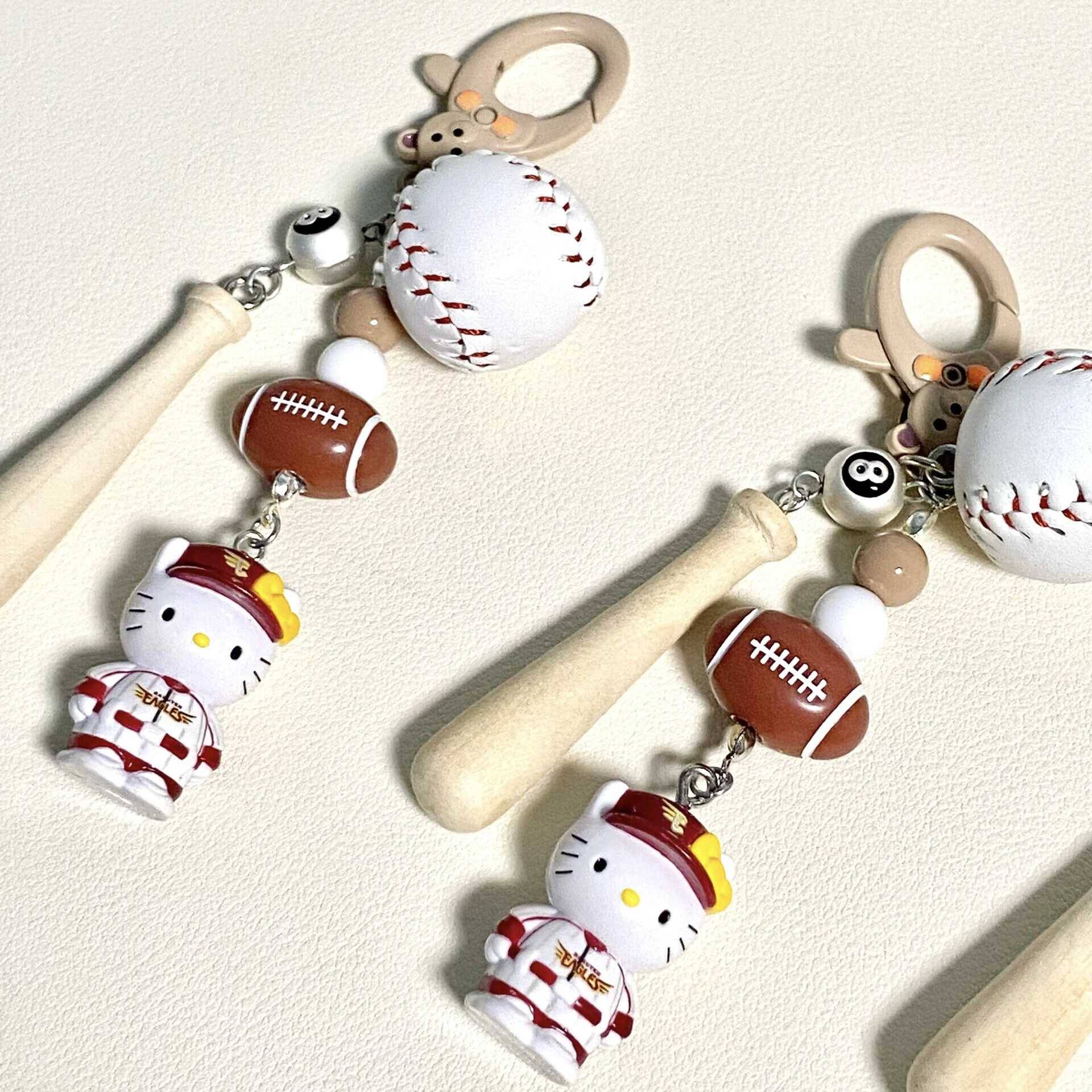 Xiaohongshu is the same DIY baseball fans gifts, sporting goods accessories accessories mini baseball key ring pendant