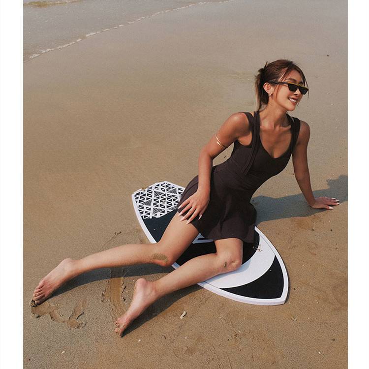 2022 new beautiful back dress short run tennis skirt yoga clothes sports fitness set summer female