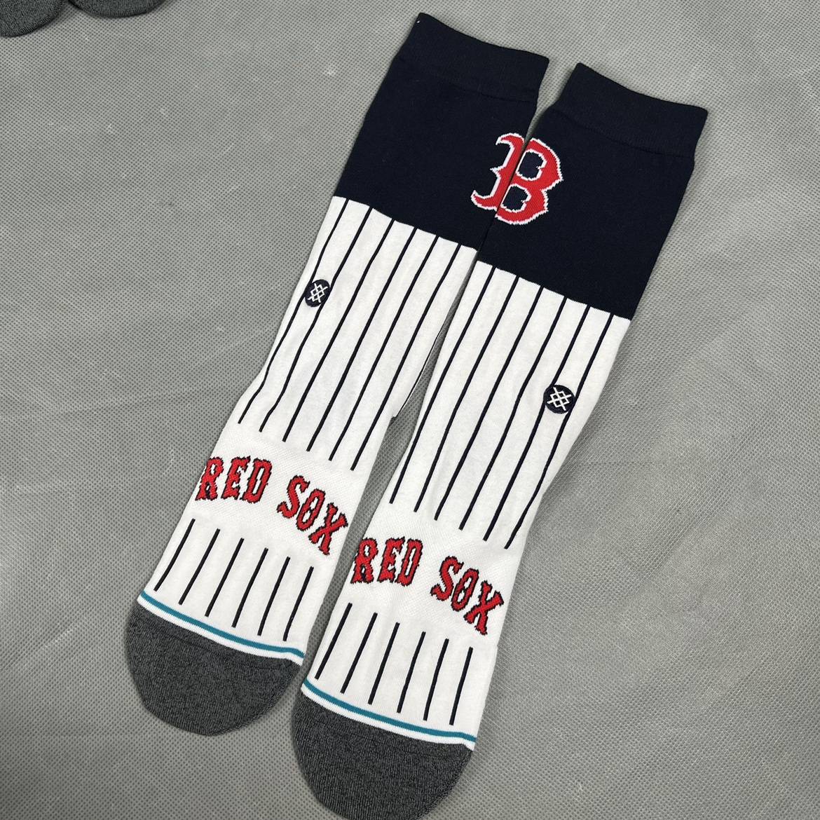 Beauty Baseball Dodge Red Sox Angel Mid -length Men's Women's Women's Tide Socks Flying Socks Baseball Stockings Sports socks