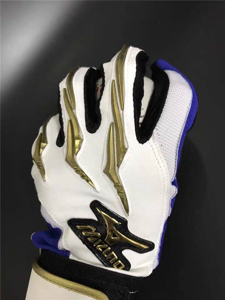 Japanese baseball strike gloves a pair price