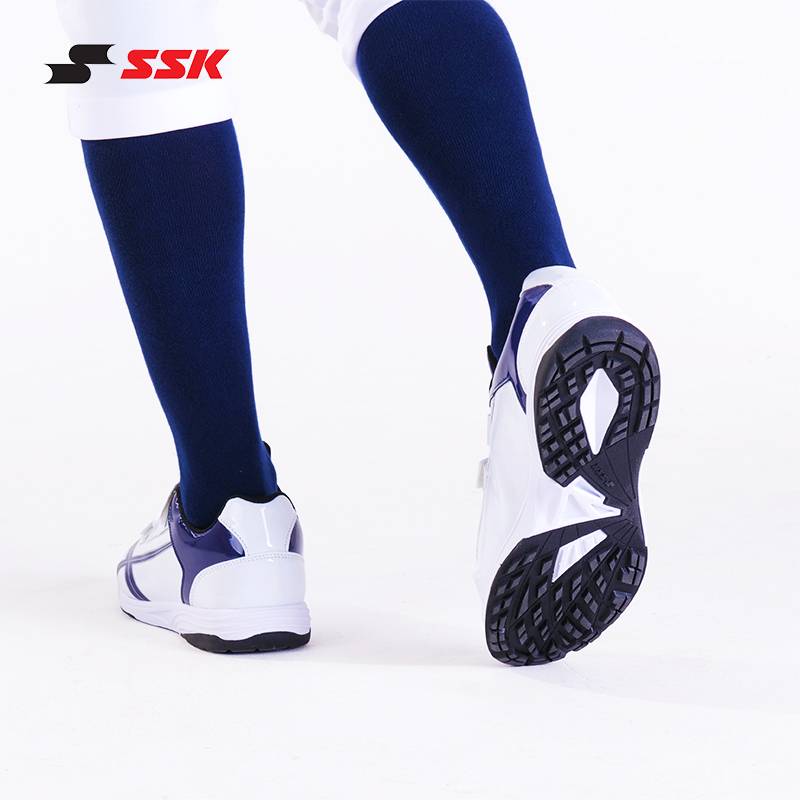 Japan SSK imported baseball shoe venue shoe crushing nails adult children, adolescents, youth base sneakers, rubber nail training competition