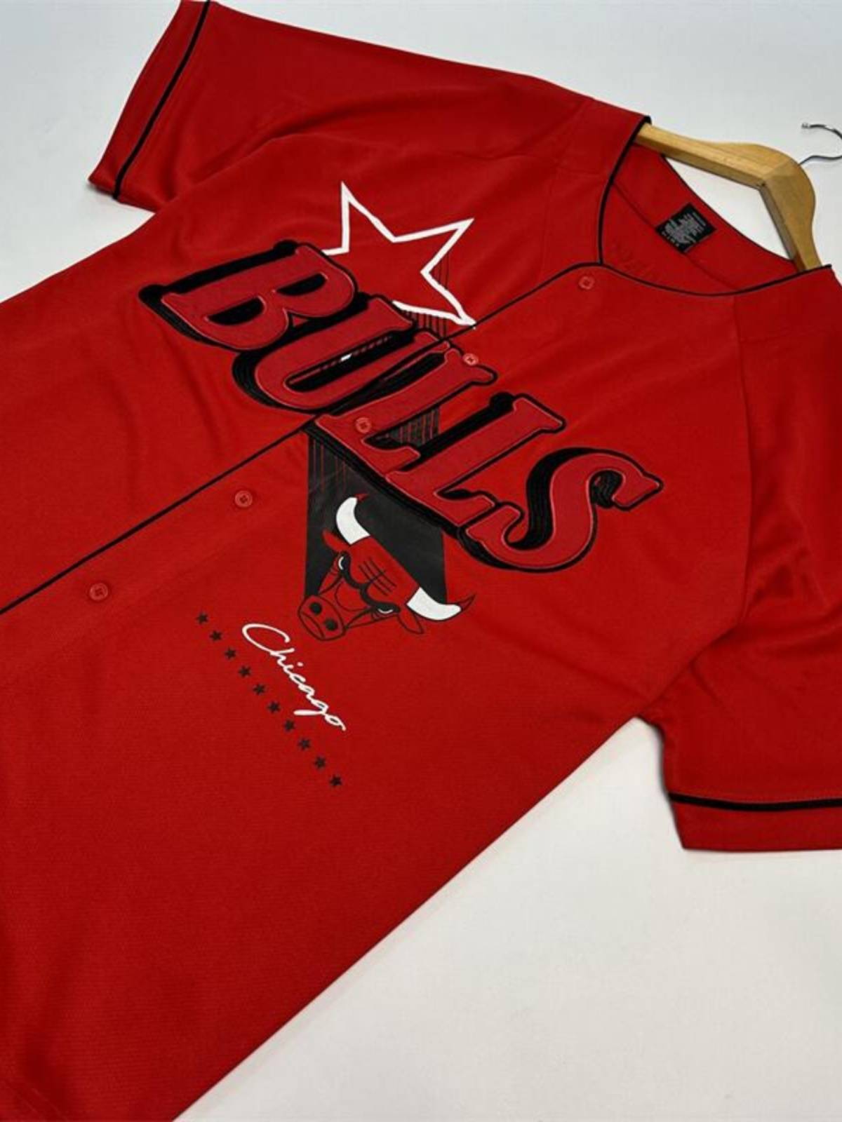 No 230 catties, don't order American basketball red baseball cardigan English embroidery large size loose and half -sleeved