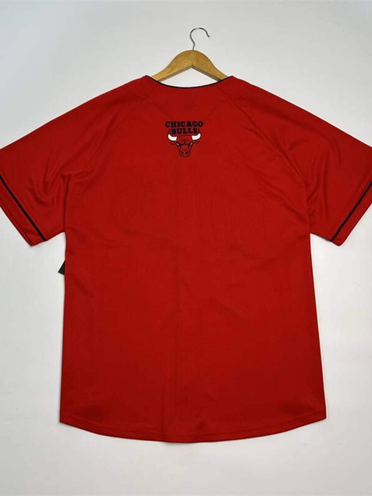 No 230 catties, don't order American basketball red baseball cardigan English embroidery large size loose and half -sleeved