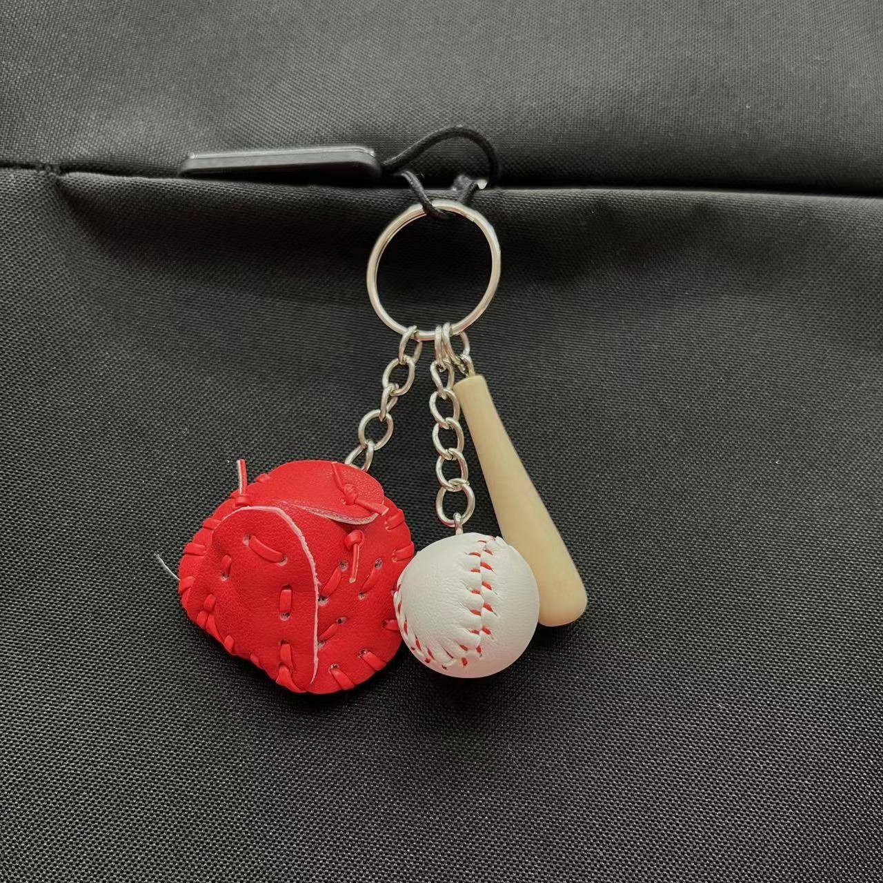 Three -in -one 2cm little white ball red