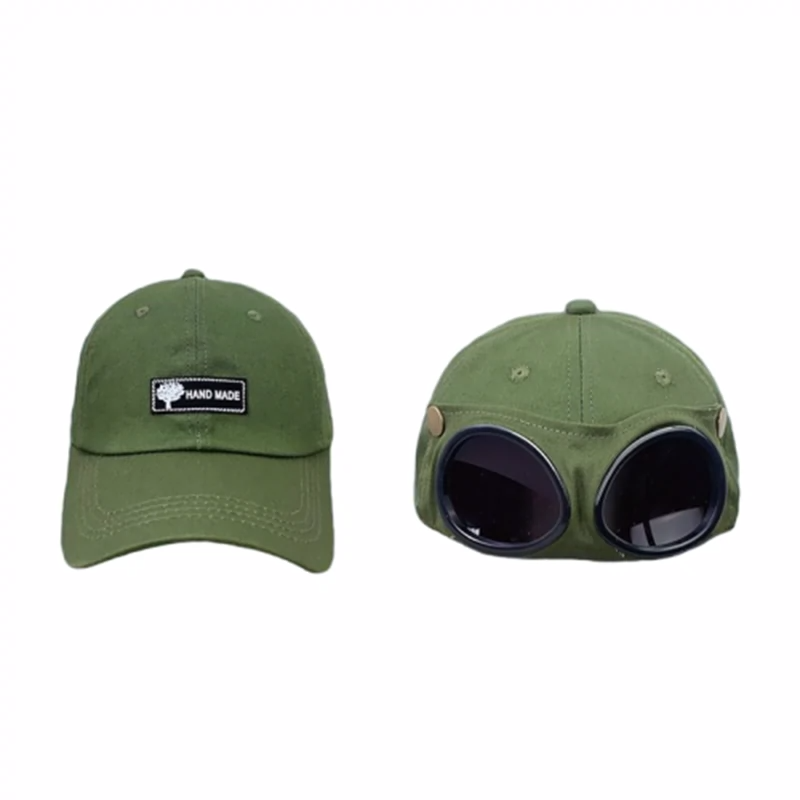 A pilot's glasses hat for summer sunshield-proof men and women, hip-hops and two duck caps in sunglasses