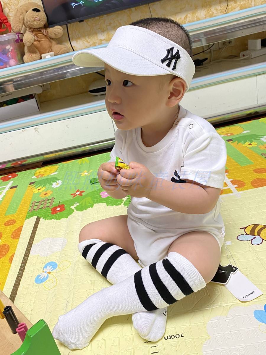 Newborn summer short-sleeved climbing baby clothes 0-1 years old baby clothes 100-day clothes baby full moon service