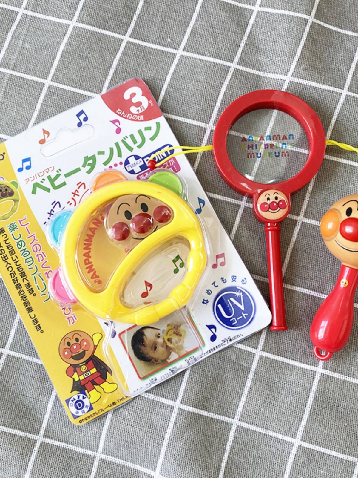Bread Super Newborn Baby's hands ring the bell and placate children with toys 0-12 months old to grab a hammer