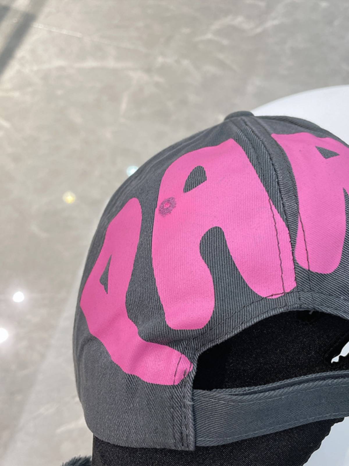 The same star inkjet graffiti letters BB baseball hats make old grinding edge water, wash couple peak caps summer season