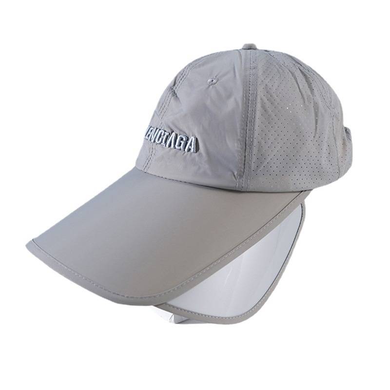 The sunscreen baseball hat girl drys the duck tongue cap man can stretch the head over the suncap