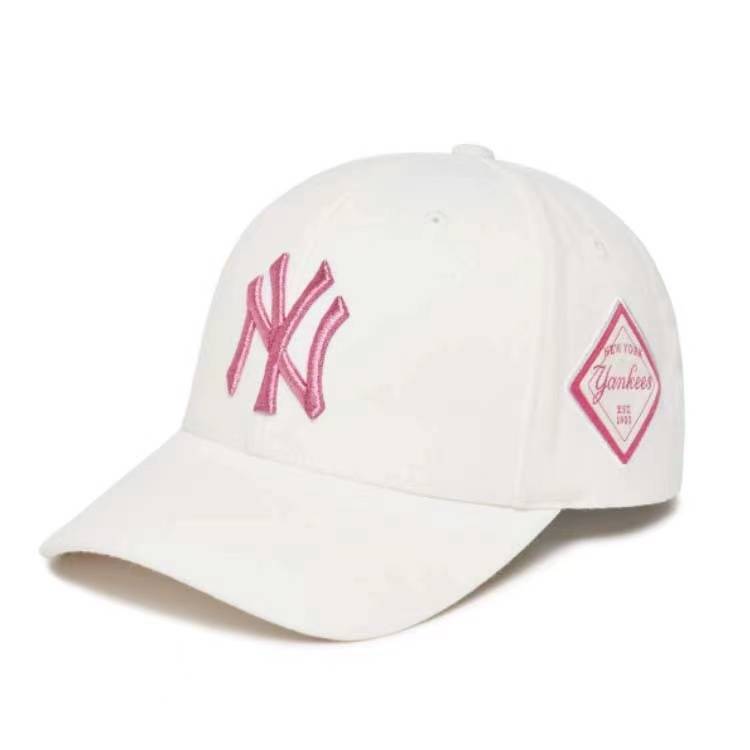 KOREA'S MLB'S BRAND-NEW BASEBALL CAP, WITH A HARD-TOP EMBROIDERY GOLD MEDAL
