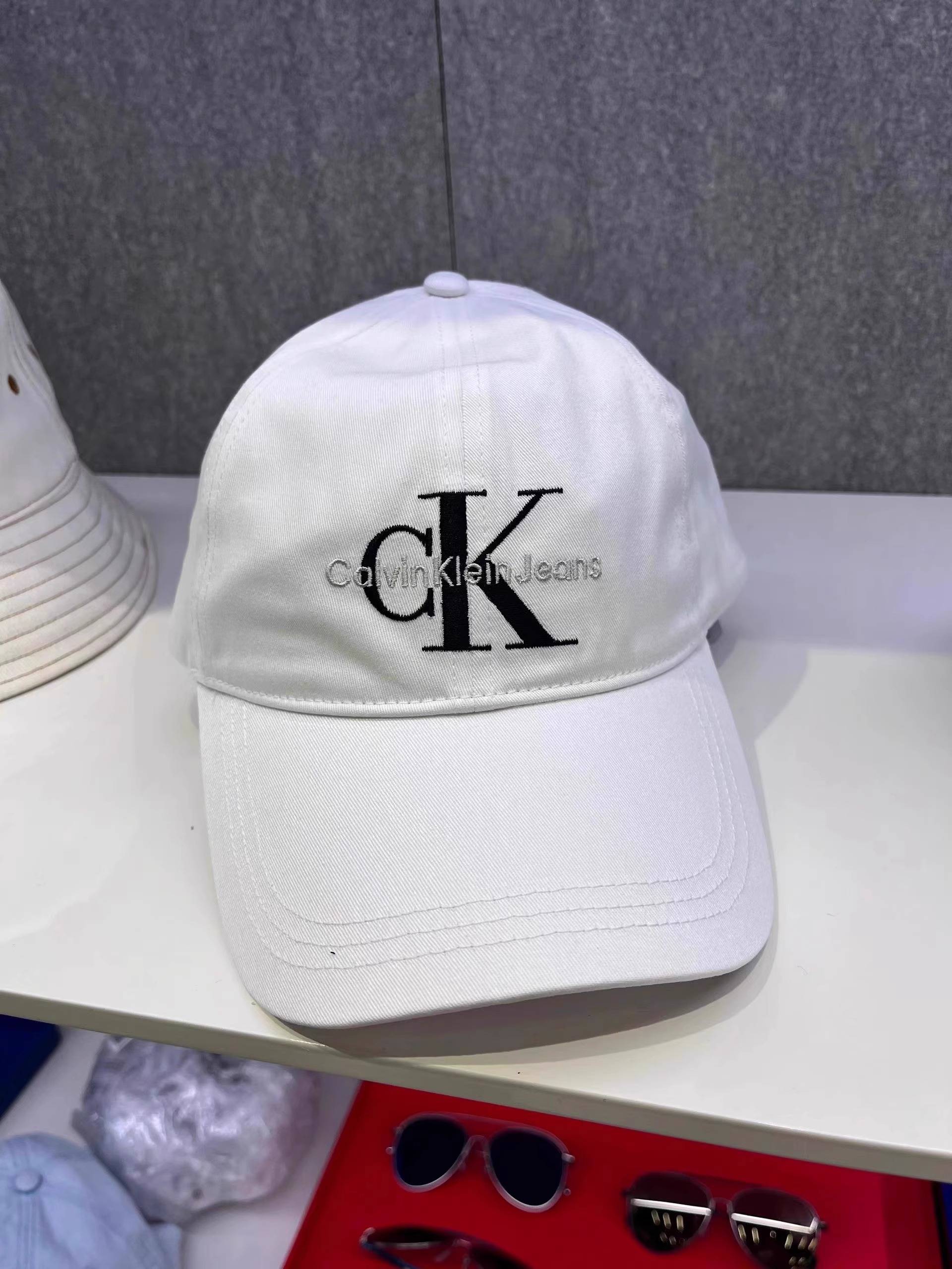 Small letter white