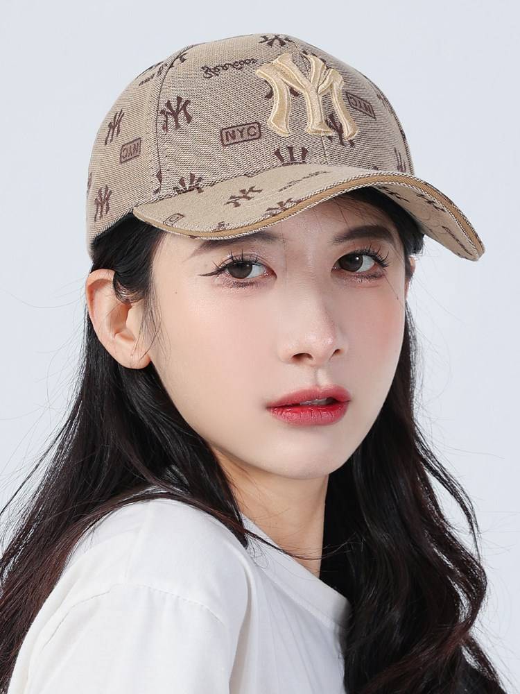 New casual baseball hat female summer fashion trend shows face, small embroidery hard top wide eaves sun sunscreen