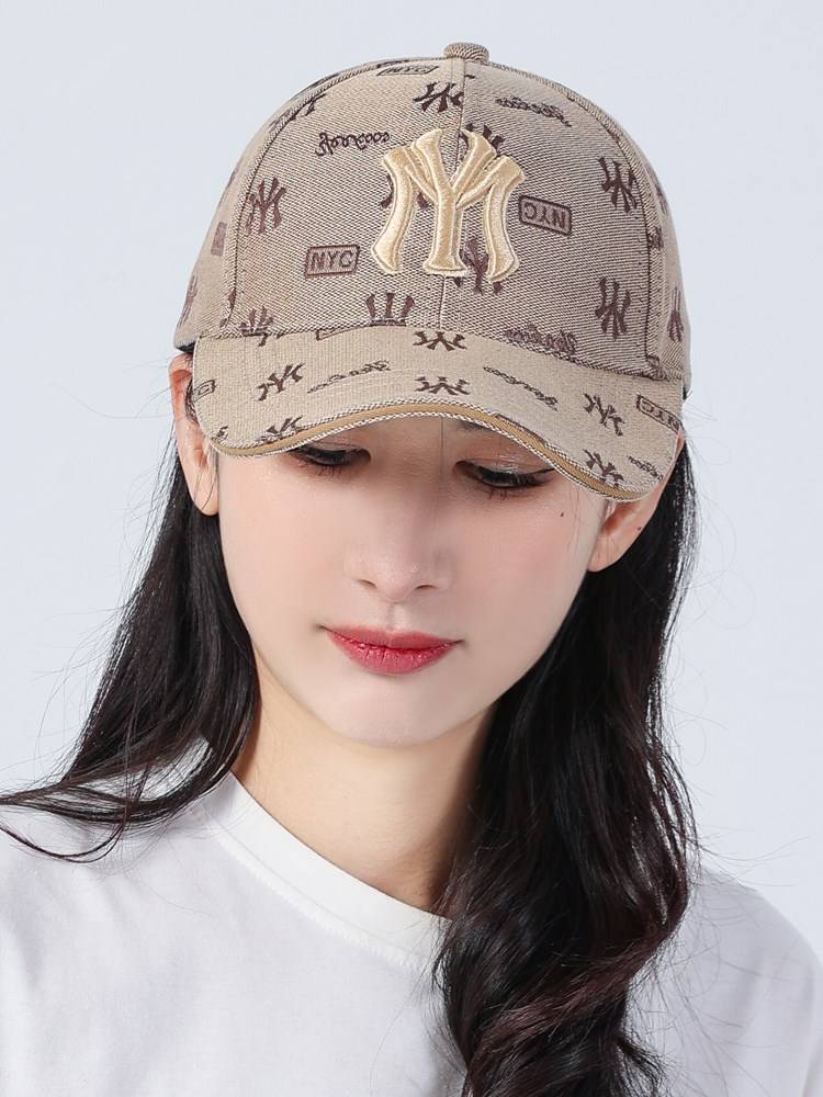 New casual baseball hat female summer fashion trend shows face, small embroidery hard top wide eaves sun sunscreen