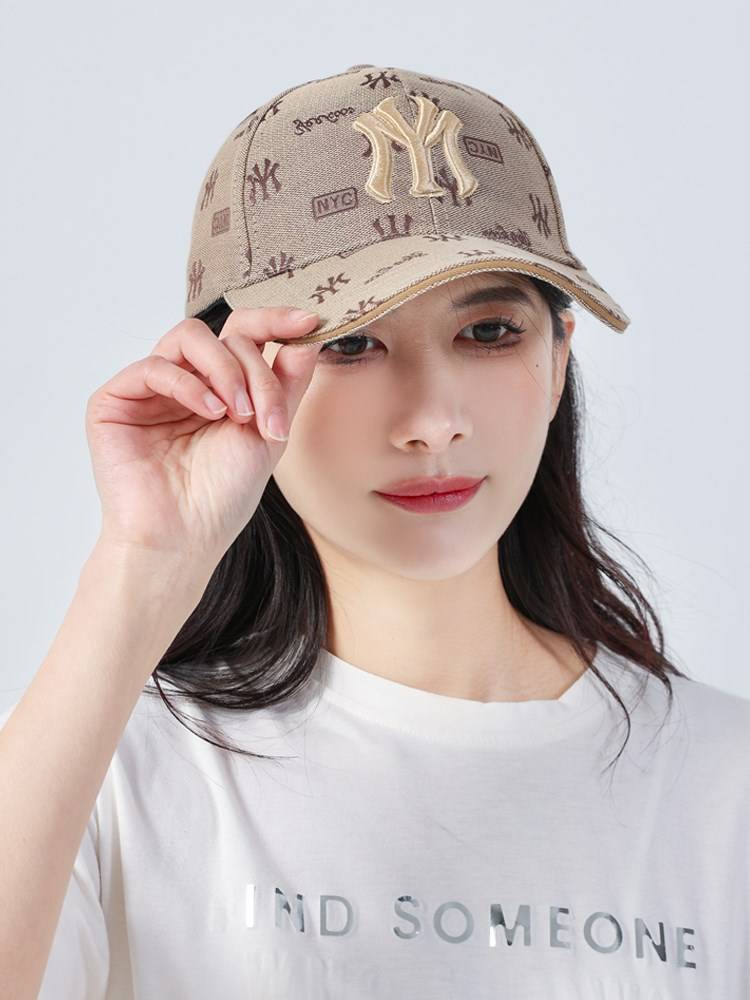 New casual baseball hat female summer fashion trend shows face, small embroidery hard top wide eaves sun sunscreen