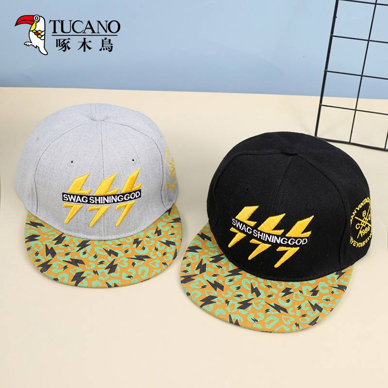 American hip -hop Lightning Hat Men's Big Head Facing Hat Face Face, Small Trend Korean Baseball Hat Student Hat Girl