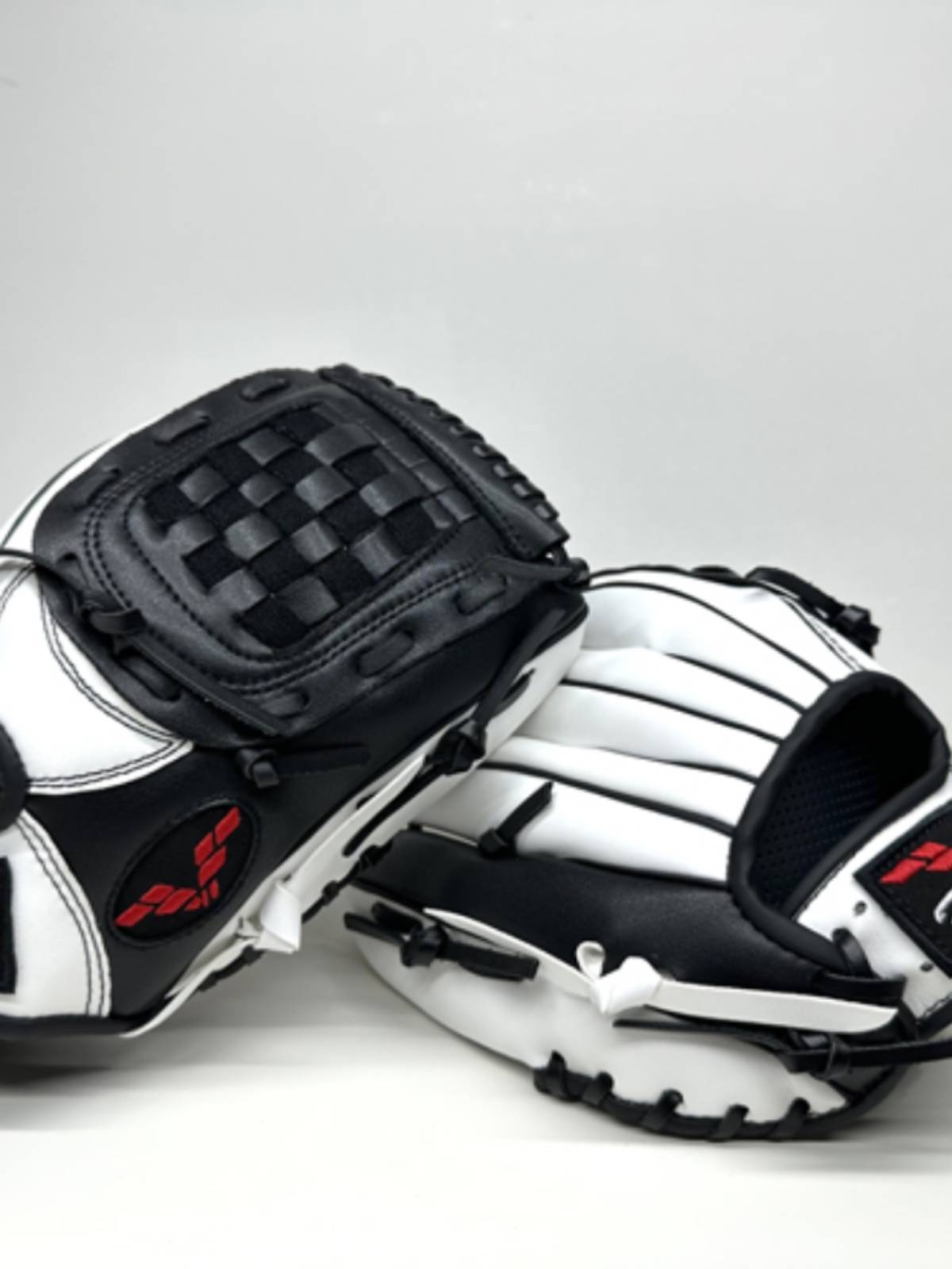 Baseball gloves soft professional softball baseball competition young adult glove genuine