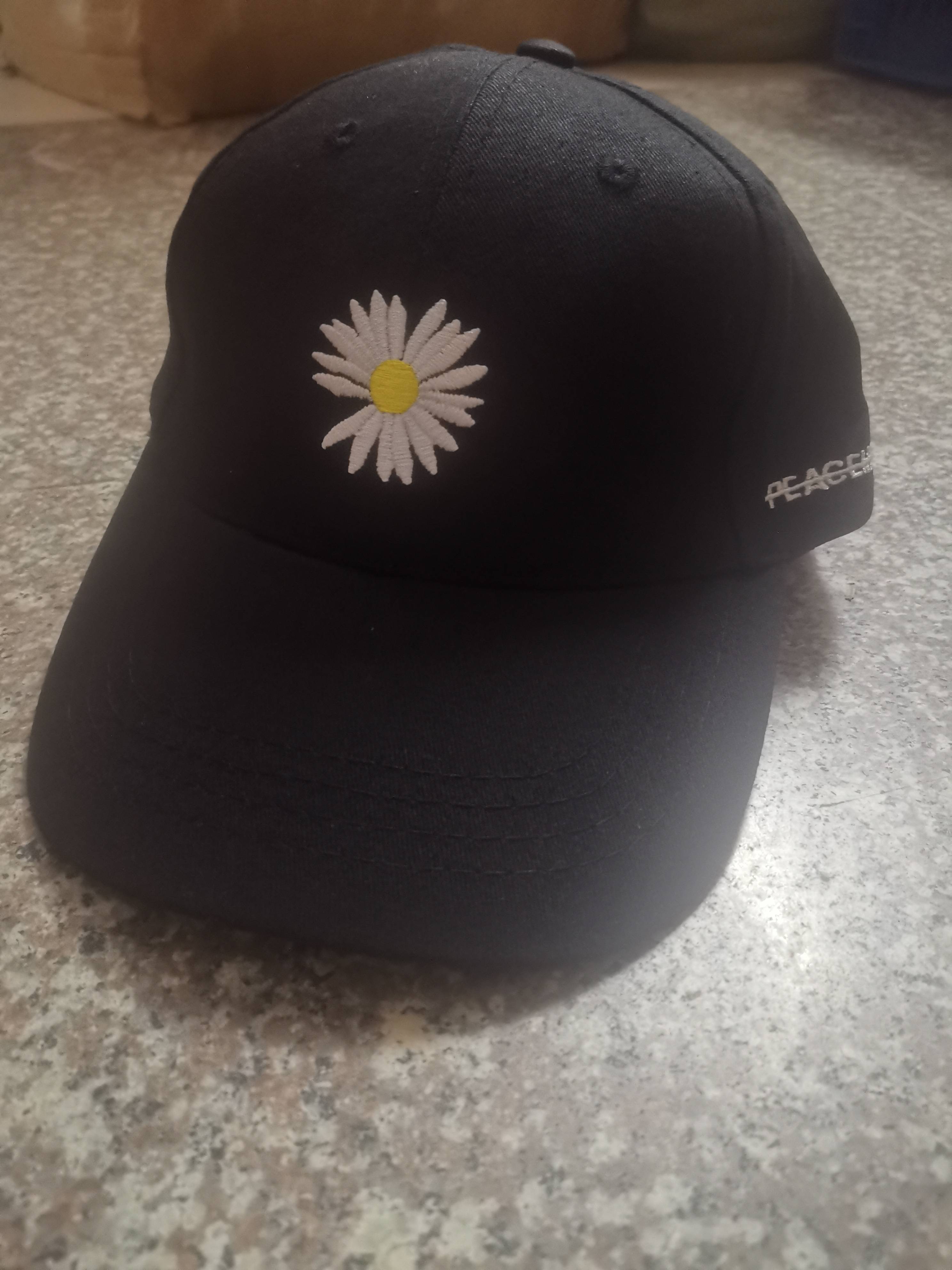 Chrysanthemum black sun hat
