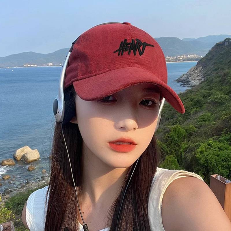 American retro big head circumference big face big baseball hat girl showed face face small summer big hat peak duck tongue