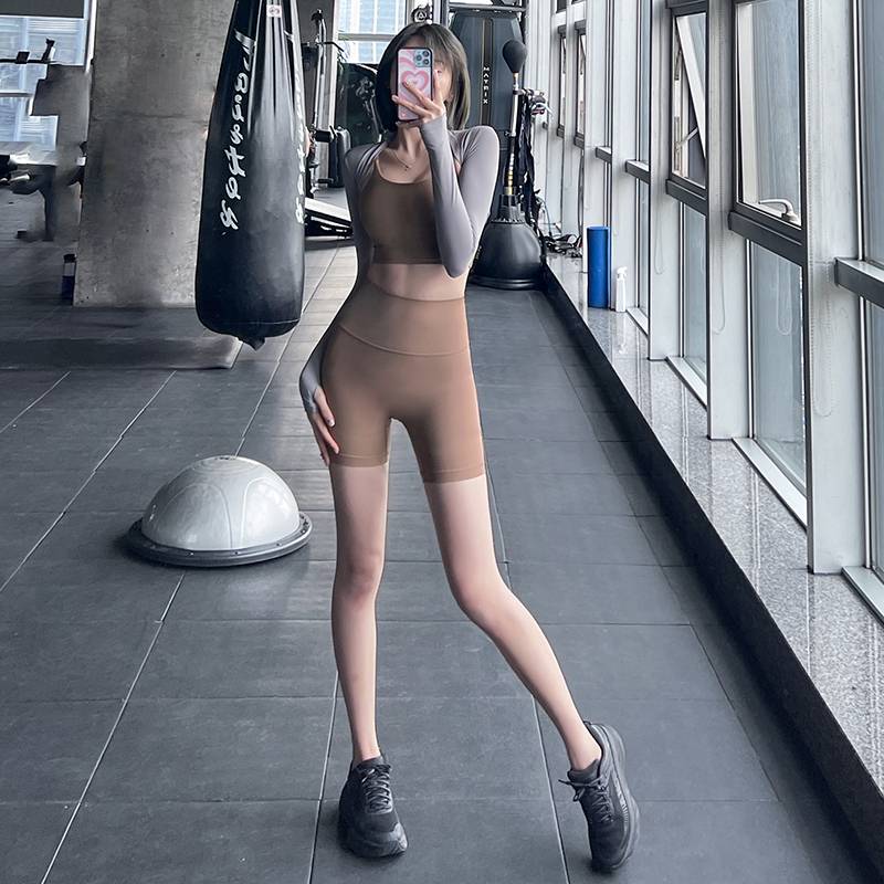 Shooting without embarrassing line yoga short pants female professional running tight three -pointer high -waist fitness breathable motion mid pants summer