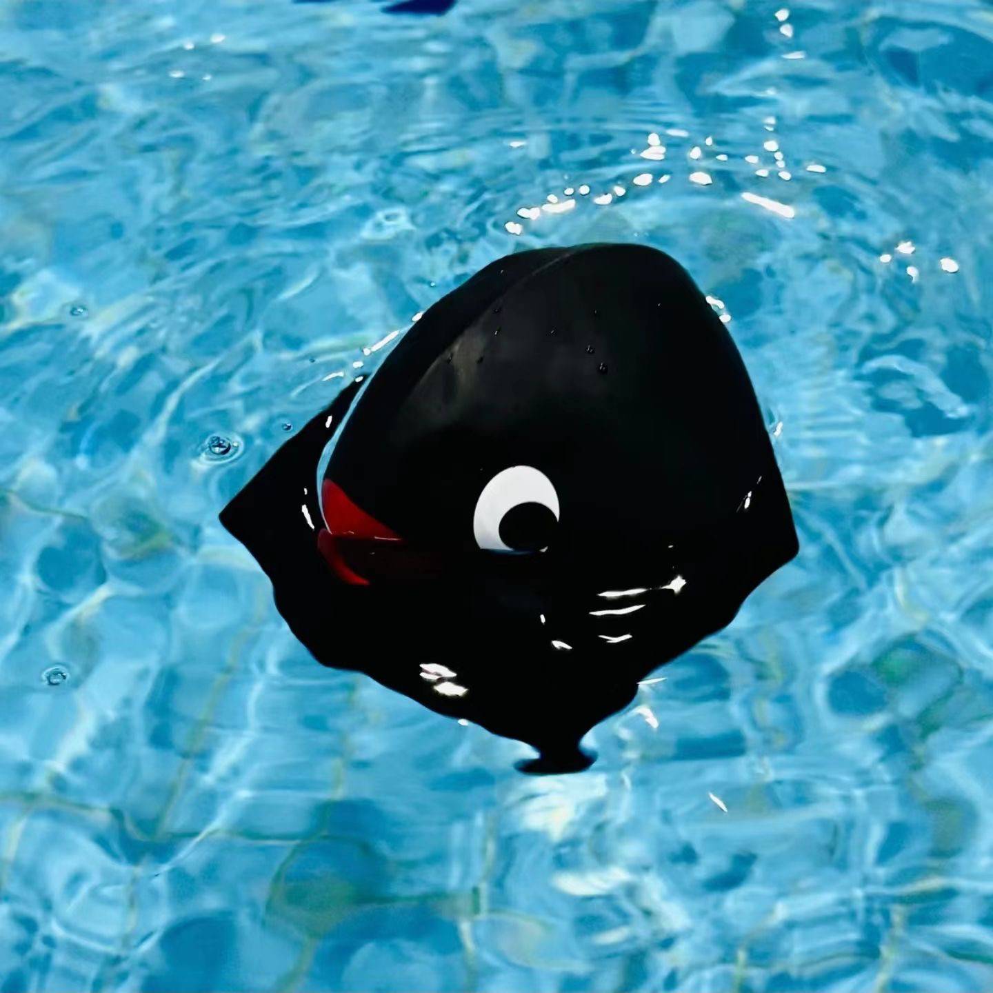 Husky Swimming Hat Men and Women Adult High Elastic Breakst on High Elastic Slotted Hat Erha Silicone Swimming Hat Creative