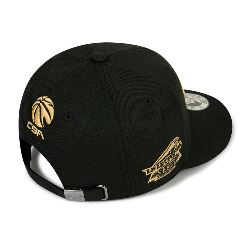 Spot on the day of the Li Ning CBA Basketball League 23-24 season Liaoning team championship commemorative baseball cap