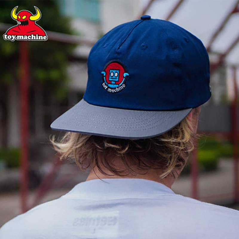 55 skateboard shop TOY MACHINE Hat Men's Women and Women Candie Hip Hop Hop Sports Muslie Black Hat Genuine