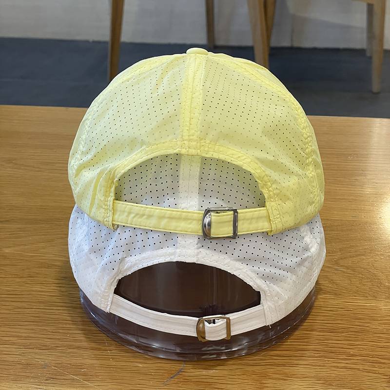 ♪ Quick-dry-hat man ♪