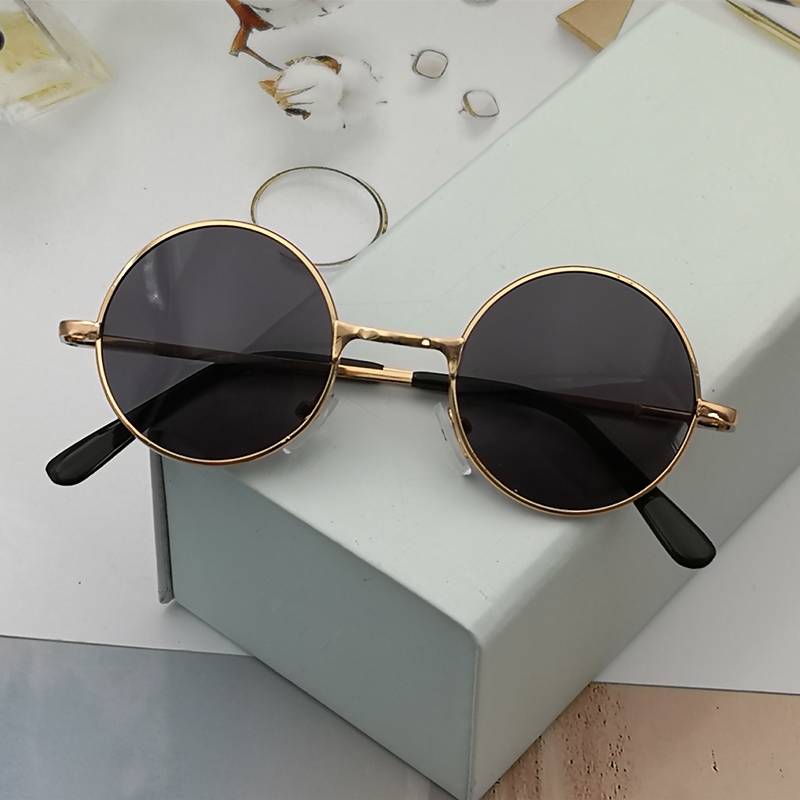 Golden frame black film (small 0-7 years old)