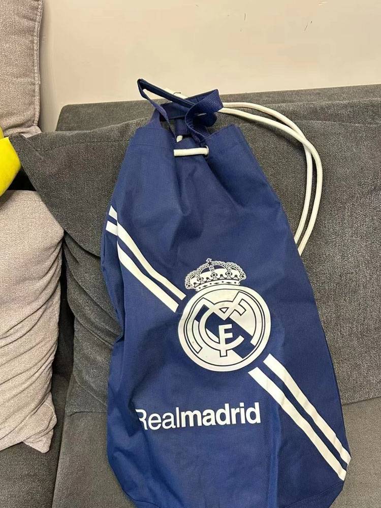 Nivea male Real Madrid joint name football bag surrounding waterproof storage bag training backpack sports outdoor shoes bag draws