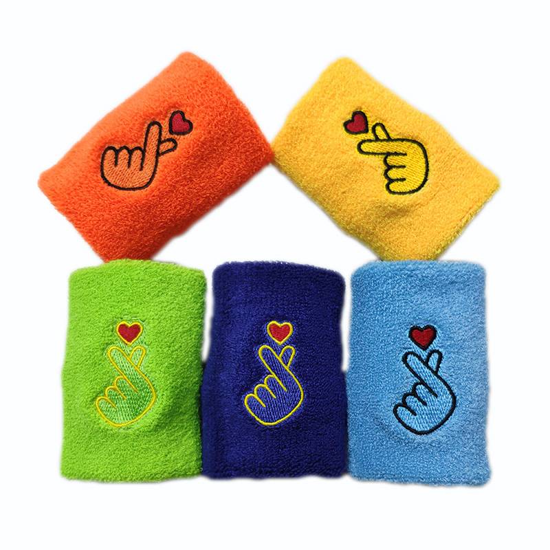 Personalized sports wrist embroidery square dance badminton basketball baseball running cycling, sweat, sweat, fit men and women
