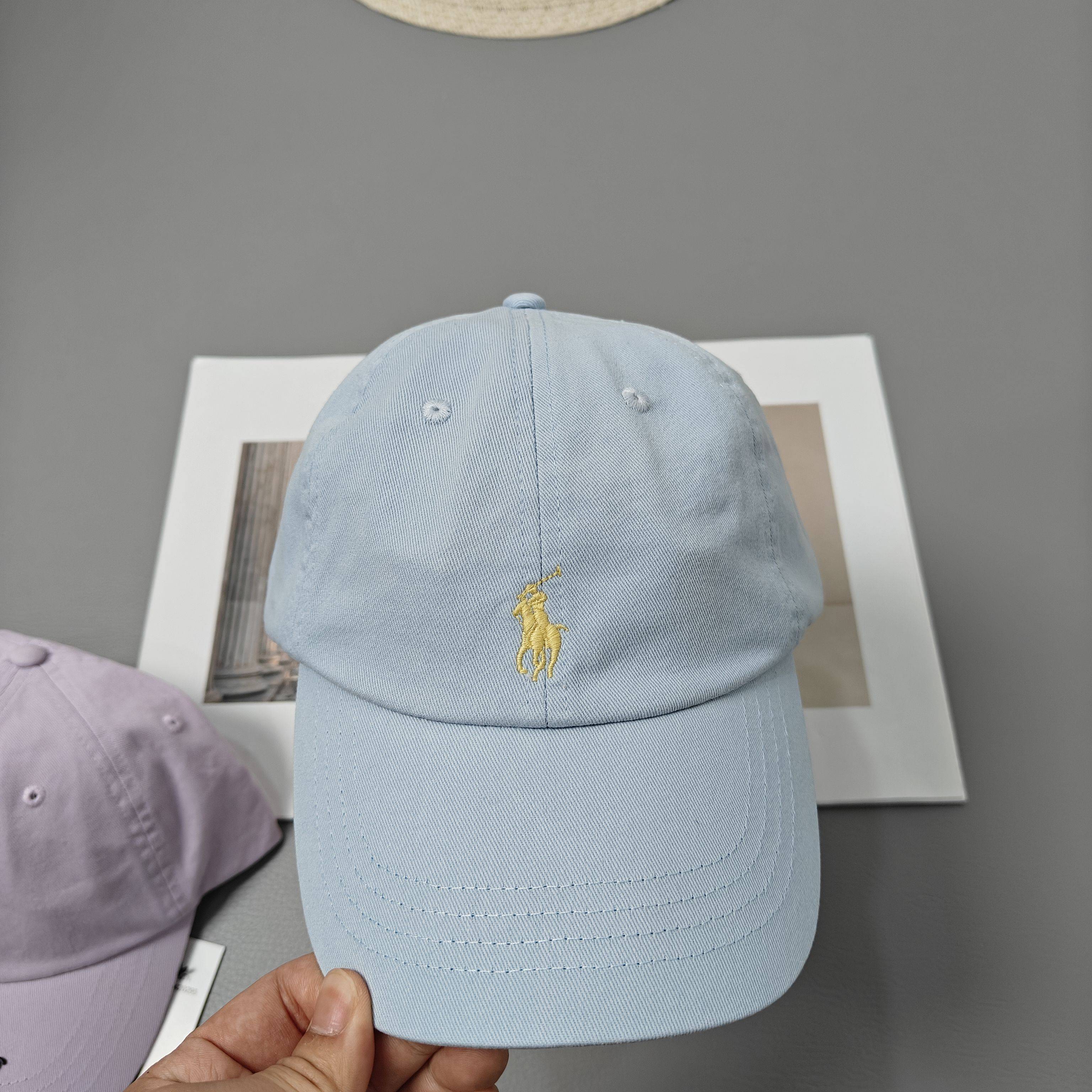 Gray light blue