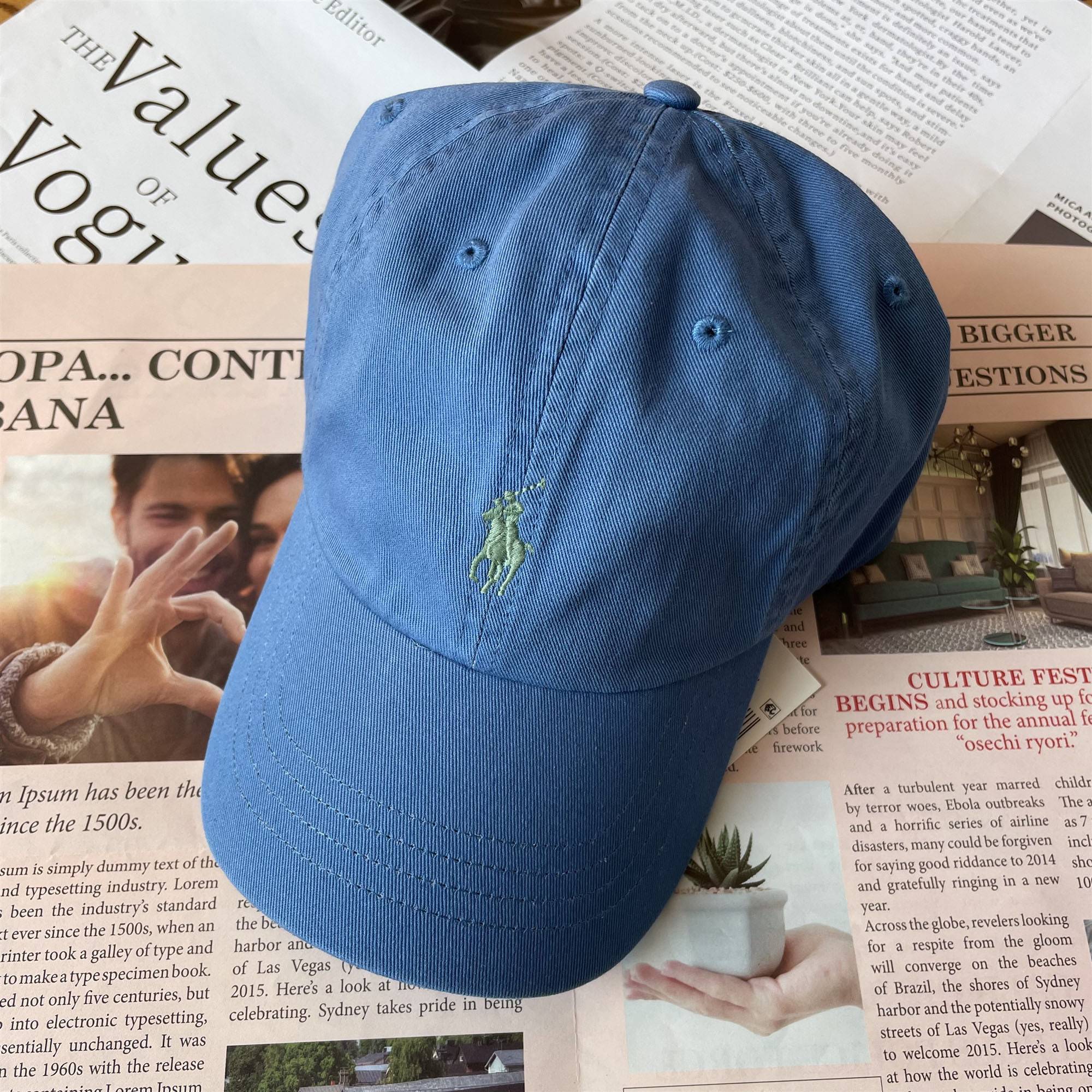 Blue green label