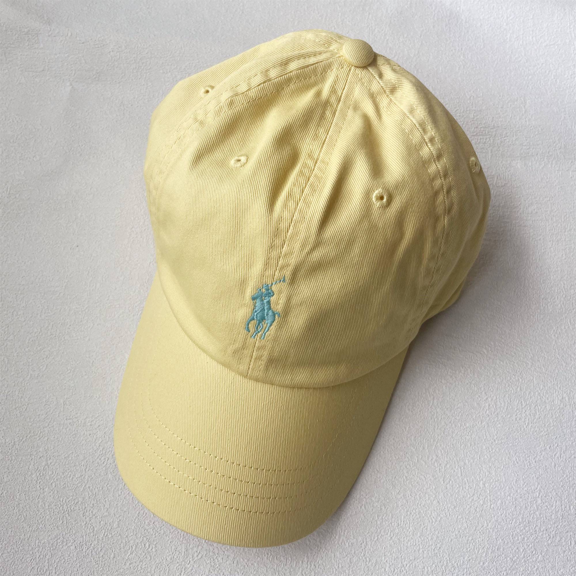 Tender yellow and green label
