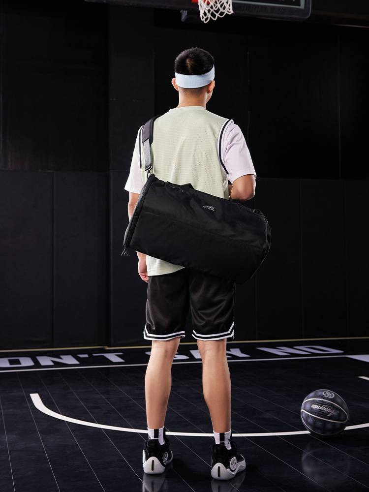 361 degrees backpack 2024 Summer professional basketball training shoulder bag with wide shoulder strap comfortable multi -function handbags
