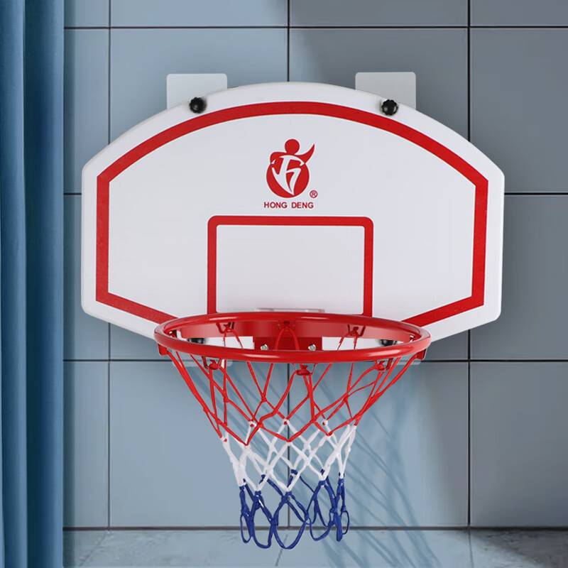 69 rebounds 39cm basket
