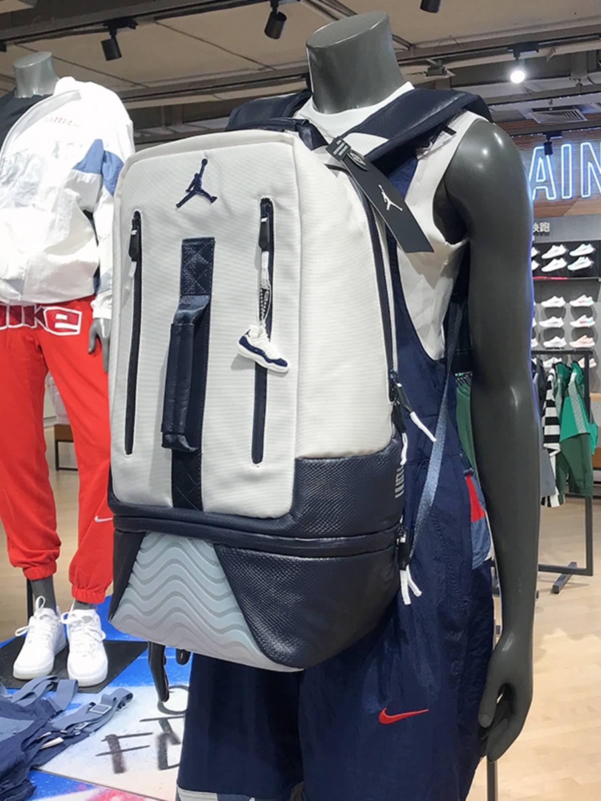 Nike Nike Jordan casual AJ11 sports basketball backpack student schoolbag men and women 9b1971-wu4