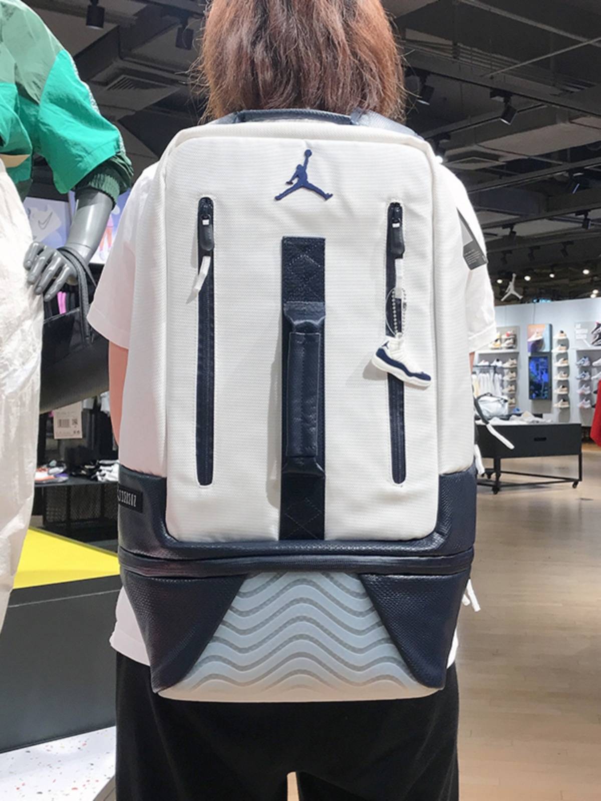 Nike Nike Jordan casual AJ11 sports basketball backpack student schoolbag men and women 9b1971-wu4