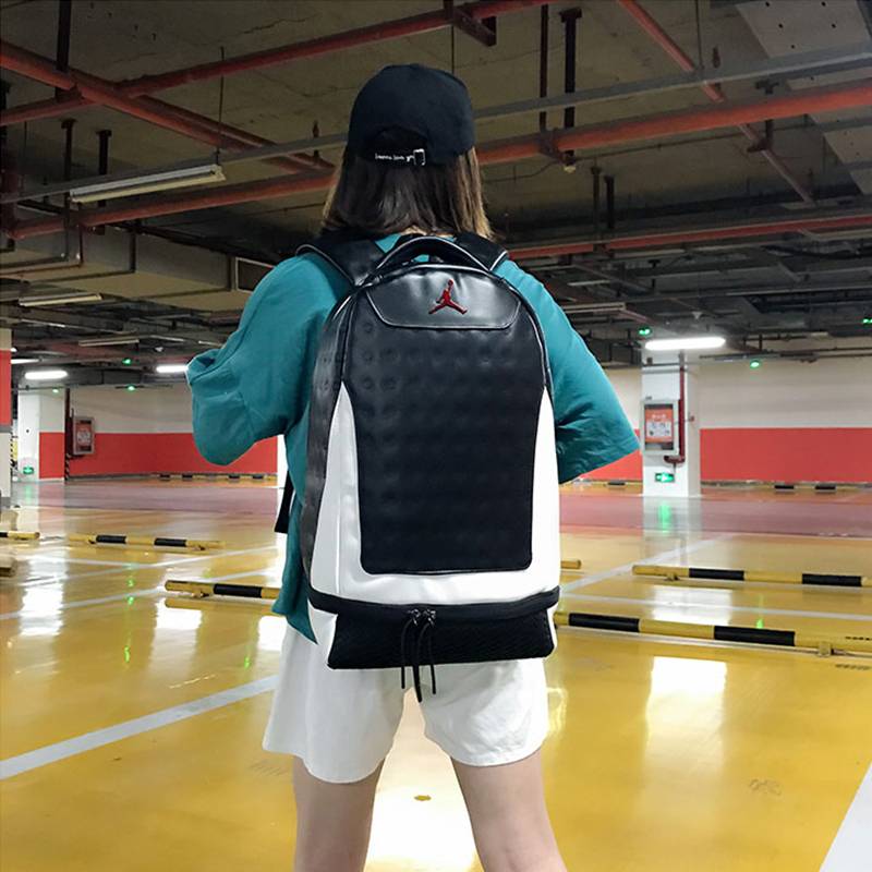 Schoolbag Male Student Backpack Junior High School Bare Backpack Fashion Travel Large -capacity Computer Bags American Sports Basketball Bag