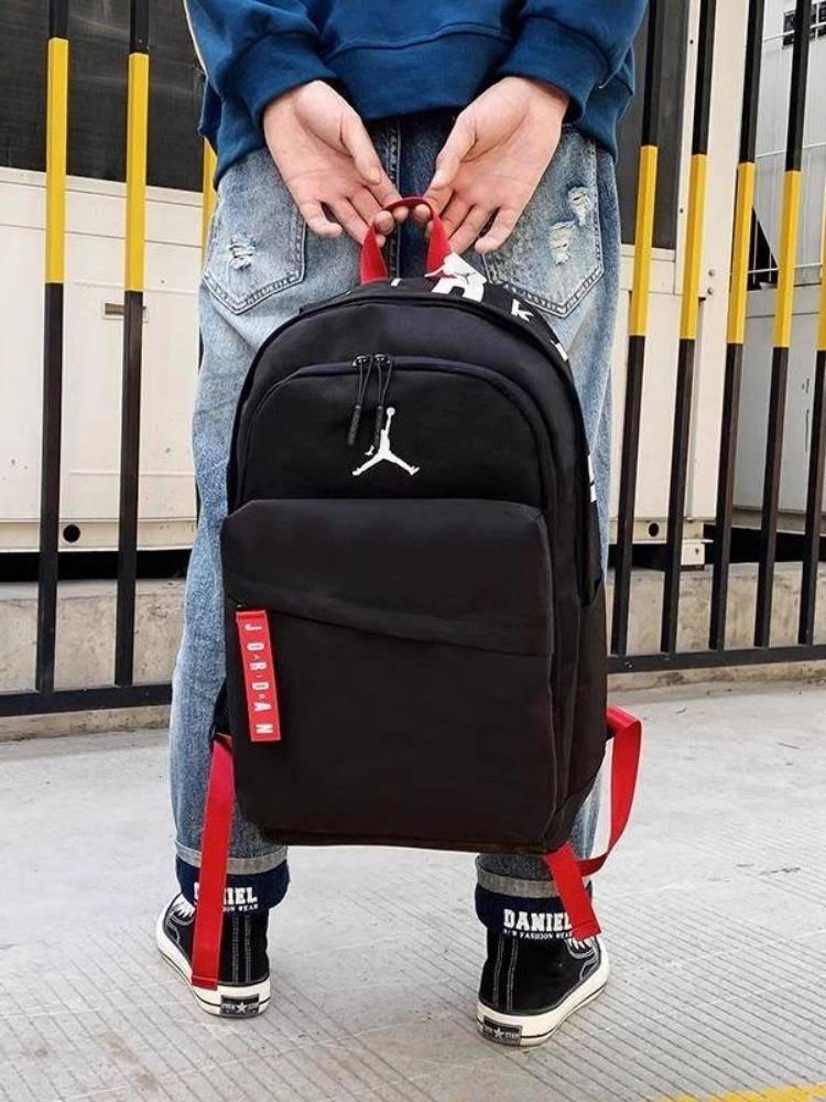 Large -capacity on a shoulder bag Campus Student School Bag Female Outdoor Trends Travel Bag Men's Beautiful Sports Computer Basketback